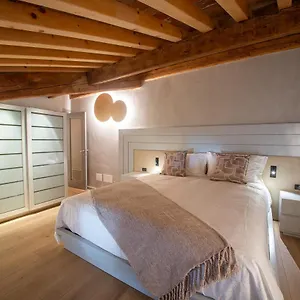 Palazzo Reggiani - Galileo Galilei Apartment Verona